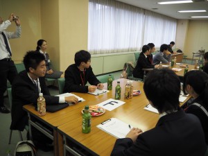 和其他大学、高中的交流会情况